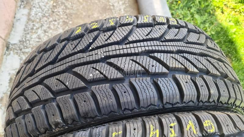 Cooper 225/45 R19 Zimska