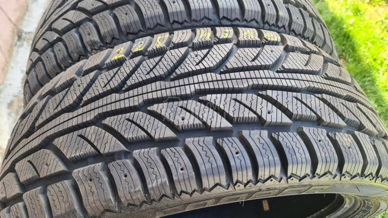 Cooper 225/45 R19 Zimska