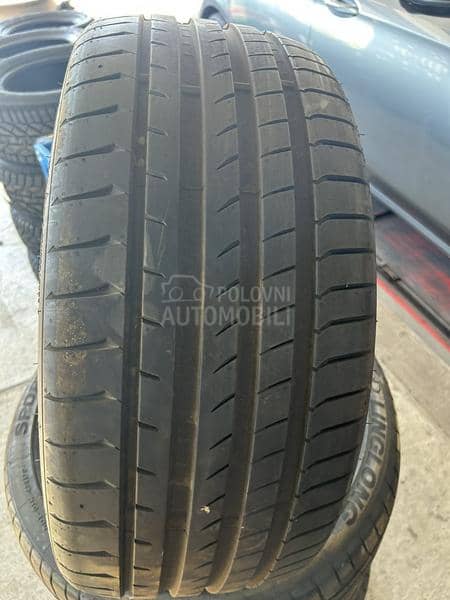 Ostalo 225/40 R19 Letnja