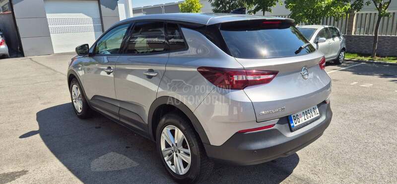 Opel Grandland X 