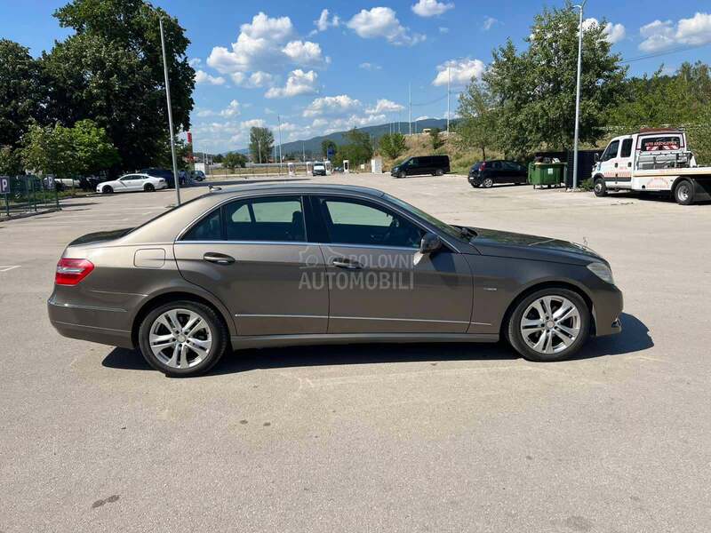 Mercedes Benz E 220 avangarde