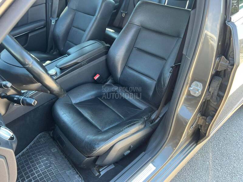 Mercedes Benz E 220 avangarde