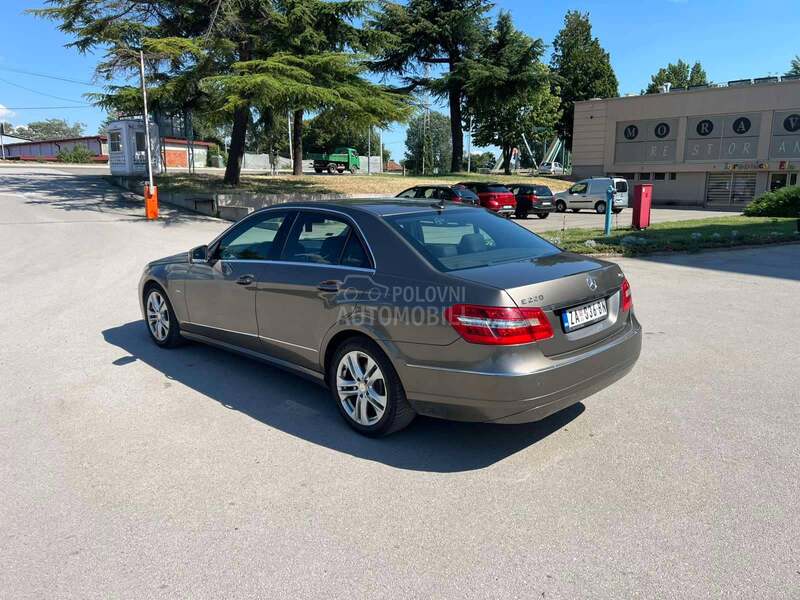 Mercedes Benz E 220 avangarde