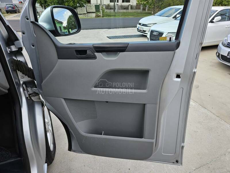 Volkswagen Transporter T5 