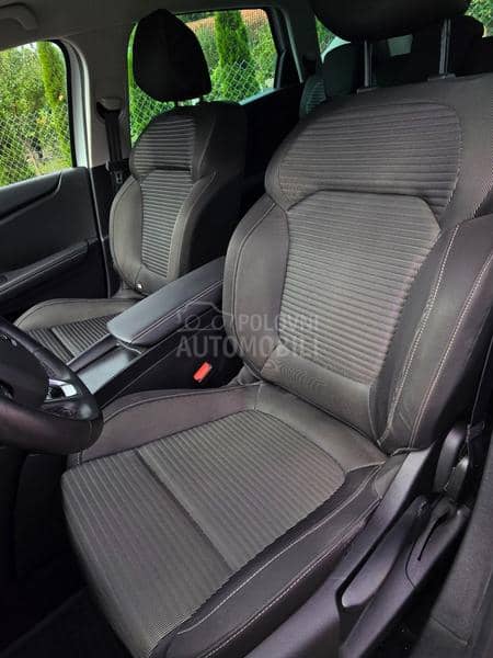 Renault Scenic 1.7 DCI
