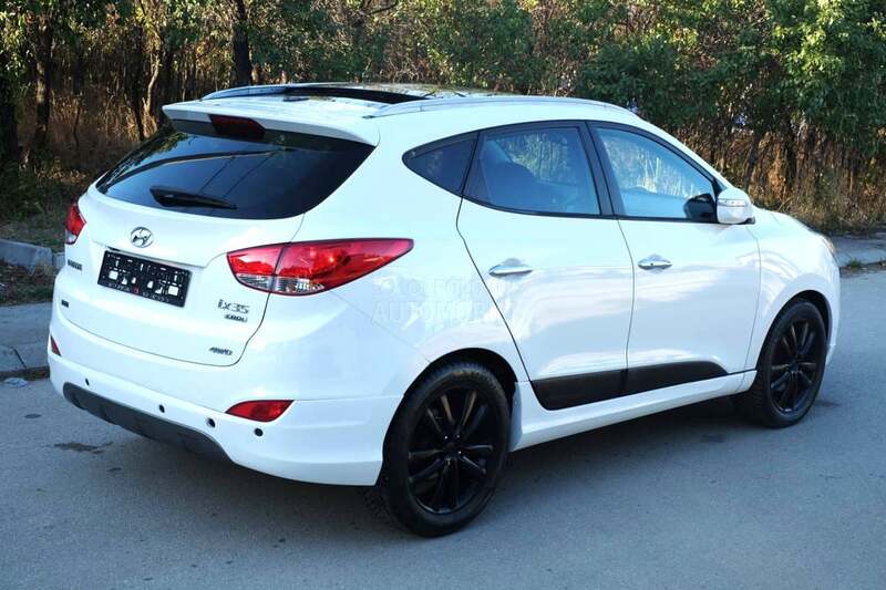 Hyundai ix35 2.0CRDI 4WD PREMIUM
