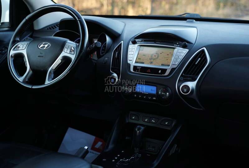 Hyundai ix35 2.0CRDI 4WD PREMIUM