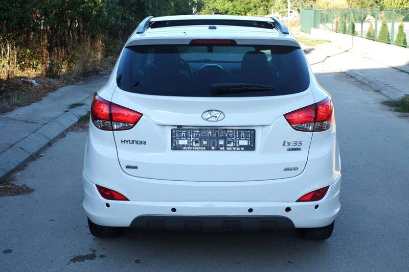Hyundai ix35 2.0CRDI 4WD PREMIUM