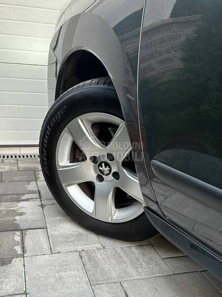 Peugeot 3008 2.0HDI/ PREMIUM