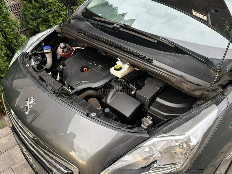 Peugeot 3008 2.0HDI/ PREMIUM