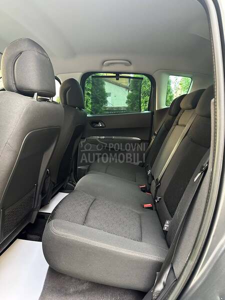 Peugeot 3008 2.0HDI/ PREMIUM