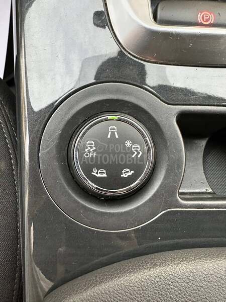 Peugeot 3008 2.0HDI/ PREMIUM