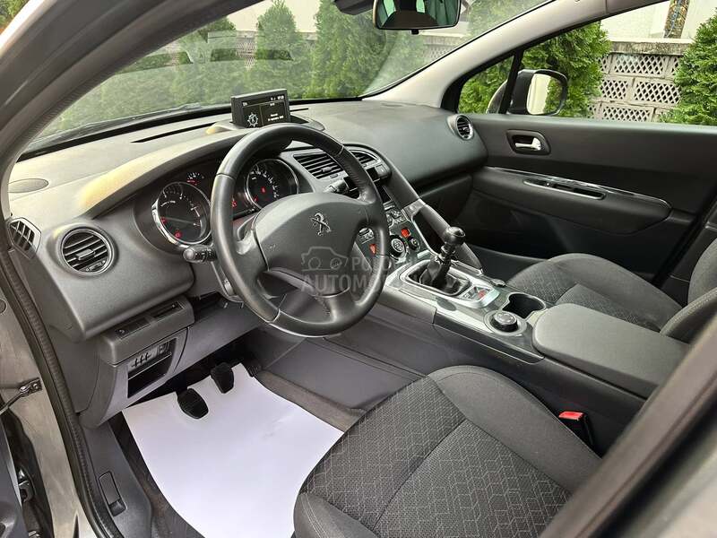 Peugeot 3008 2.0HDI/ PREMIUM
