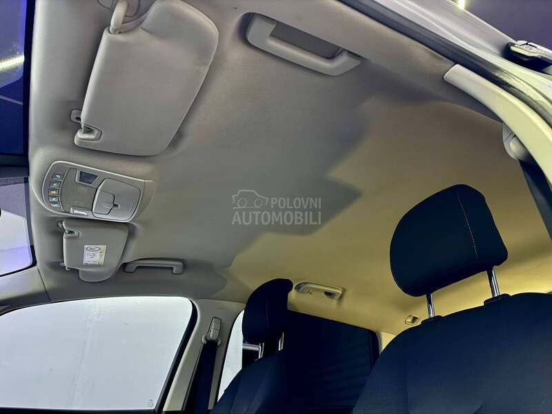 Ford S-Max S A L O N