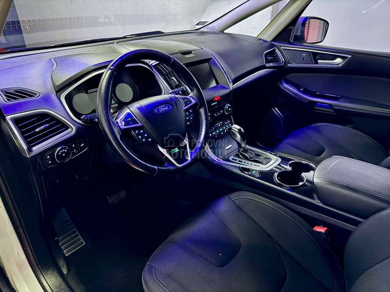 Ford S-Max S A L O N