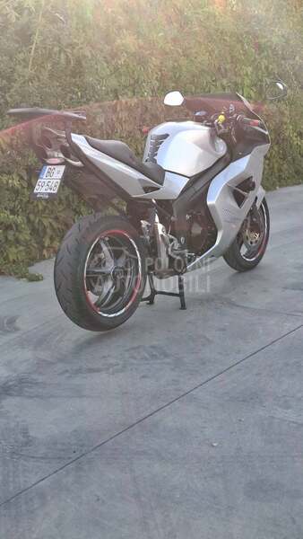 Triumph SPRINT 1050 ST