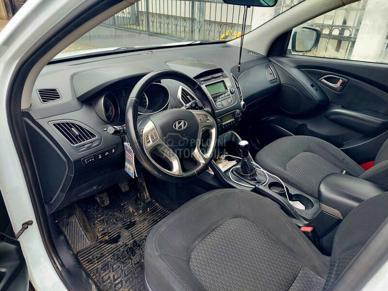 Hyundai ix35 2.0 B  4x4