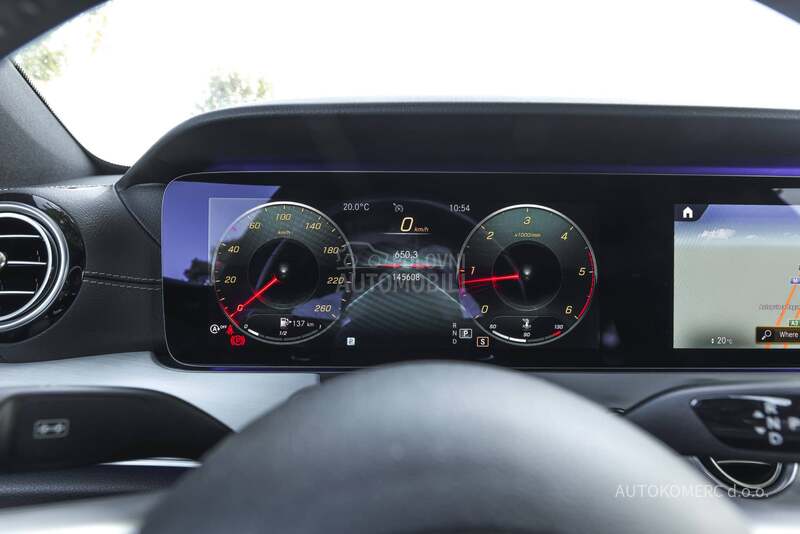 Mercedes Benz E 220 4 Matic