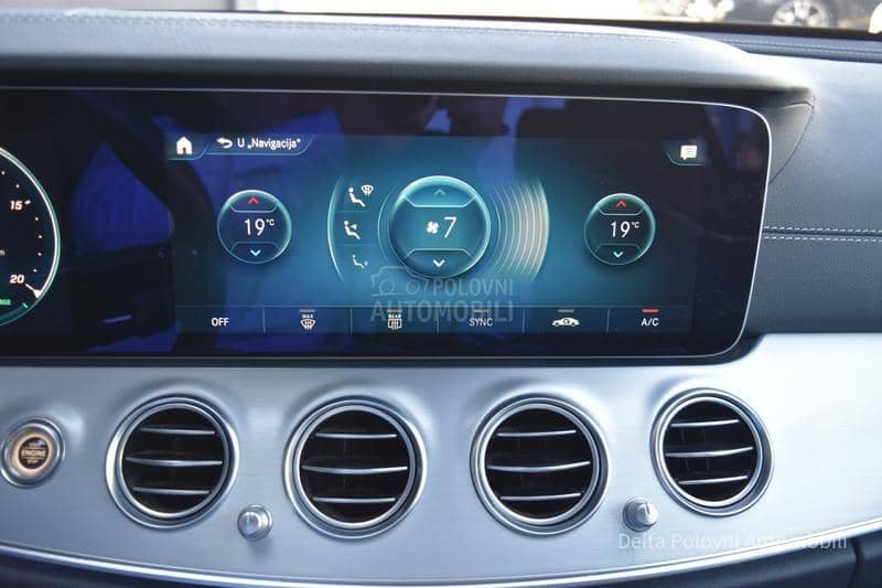 Mercedes Benz E 220 4 Matic AMG