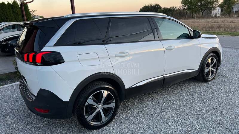 Peugeot 5008 1.6 HDI Allure/auto