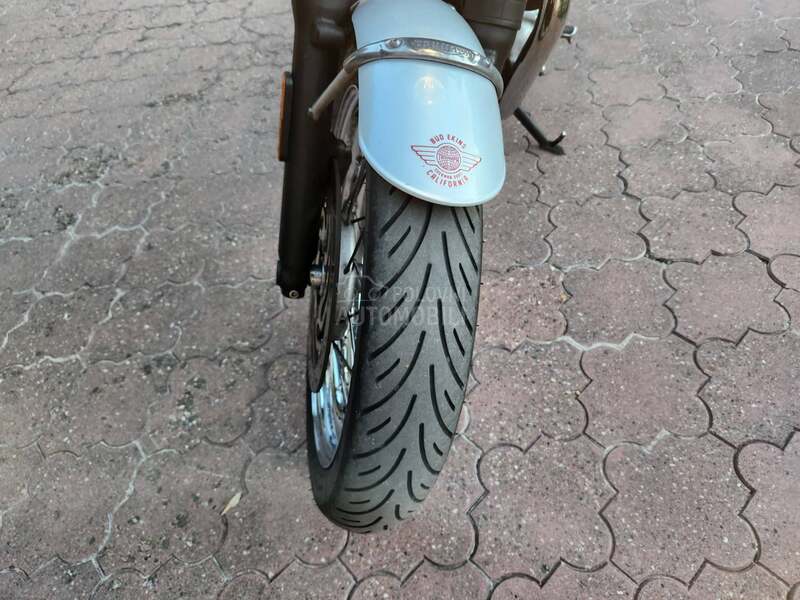Triumph BONNEVILLE 1200 T120