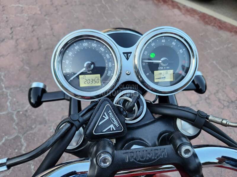 Triumph BONNEVILLE 1200 T120