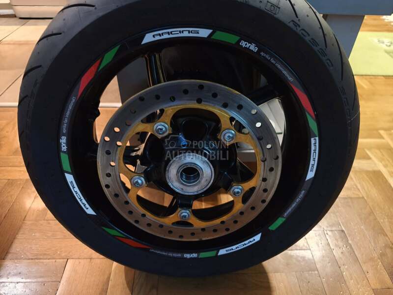 Aprilia SRV 850