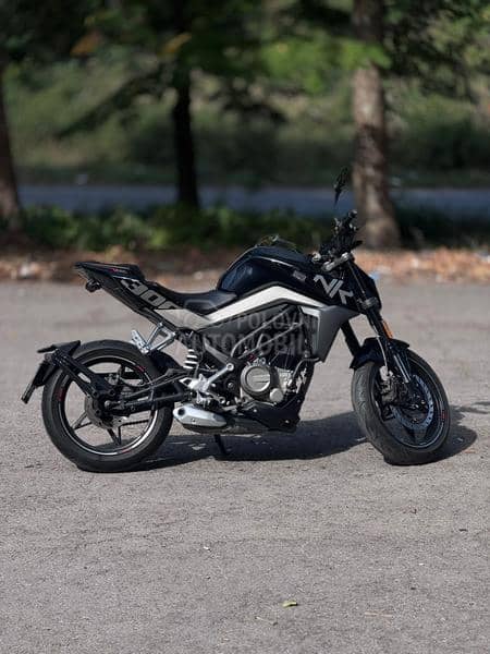 CFMOTO NK 300