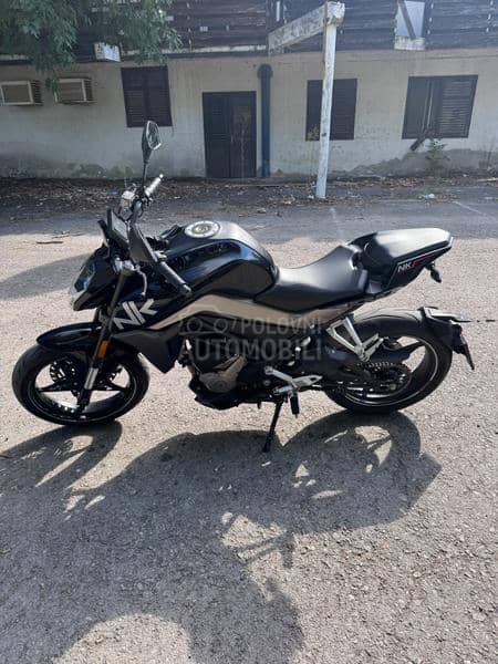 CFMOTO NK 300