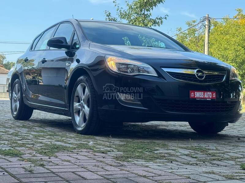 Opel Astra J 1.6 T