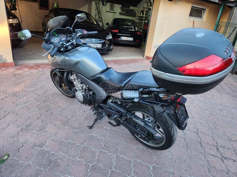 Honda CBF 600