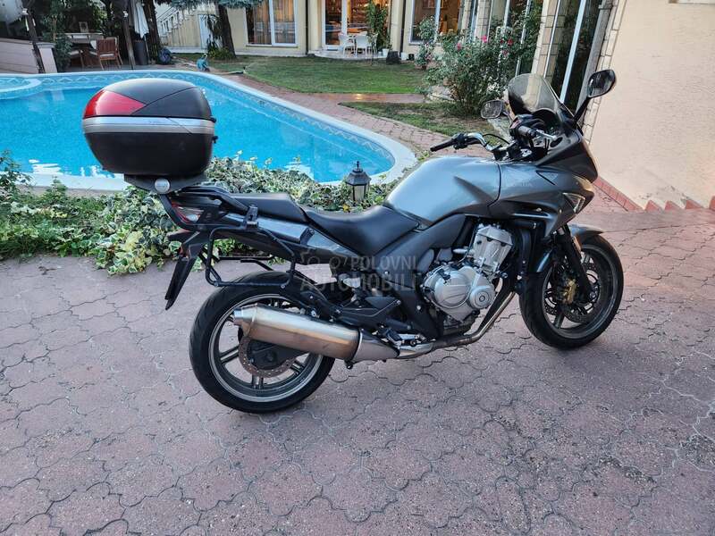 Honda CBF 600