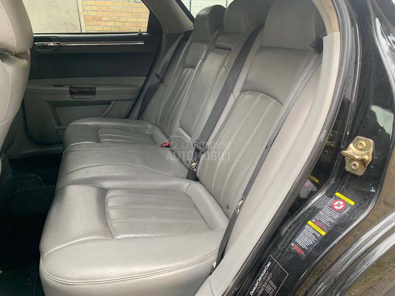 Chrysler 300C crd