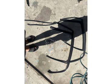 Keder gume oko stakla za Volkswagen Golf 7