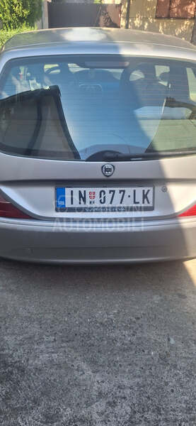 Lancia Ypsilon 