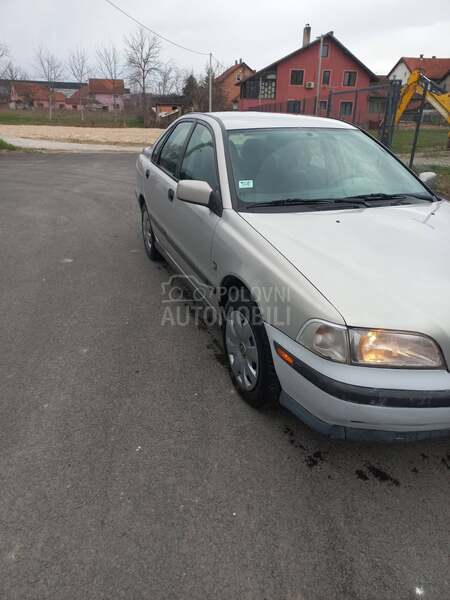 Volvo S40 