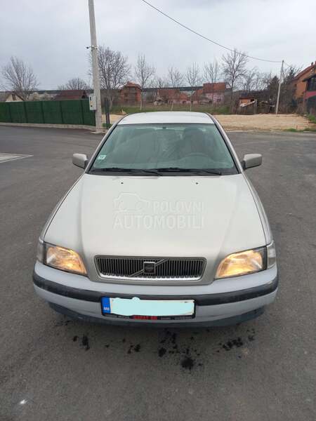 Volvo S40 