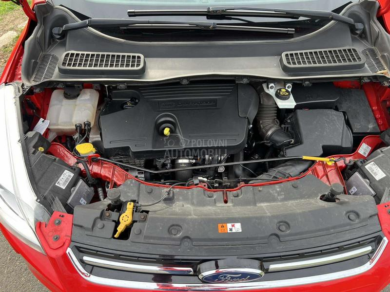 Ford Kuga 2.0TDCi 4x4 TITANIUM