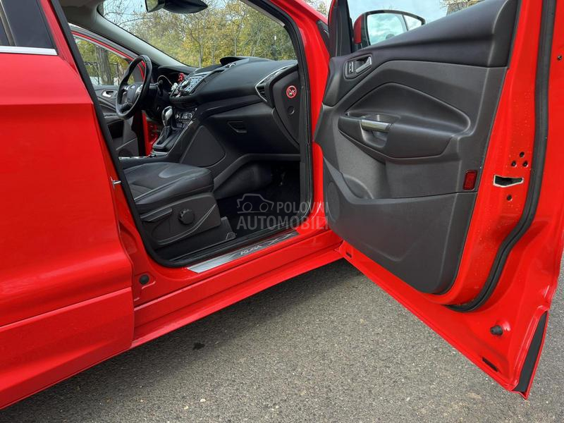 Ford Kuga 2.0TDCi 4x4 TITANIUM