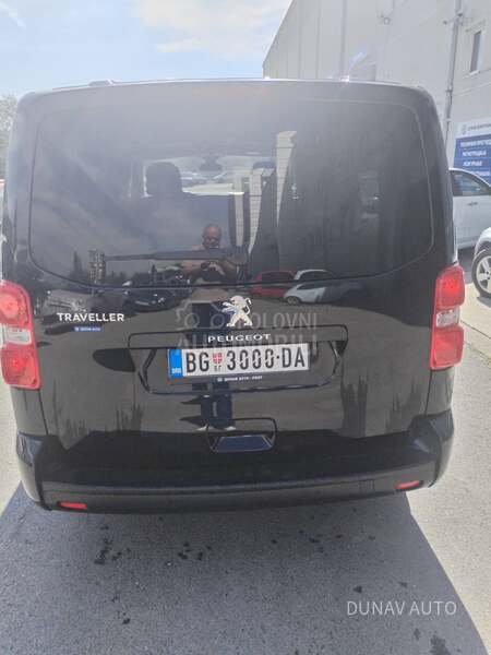 Peugeot Traveller 