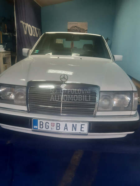 Mercedes Benz W124 200d