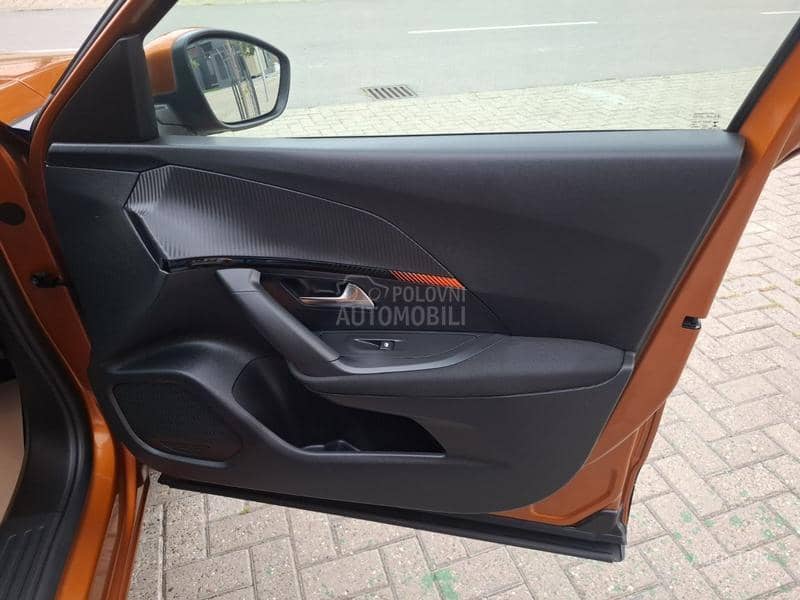 Peugeot 2008 1.5BLUHDI/ACTIV/NOOV