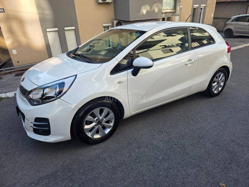 Kia Rio 1.25  EX PLUS