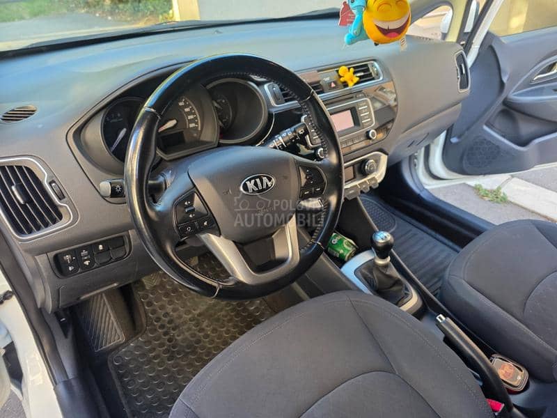 Kia Rio 1.25  EX PLUS