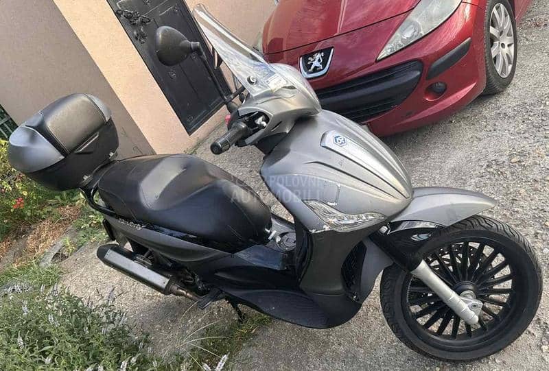Piaggio Beverly