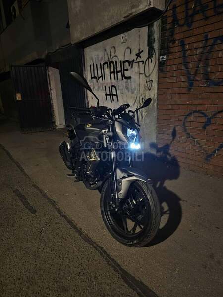 Benelli Bn125
