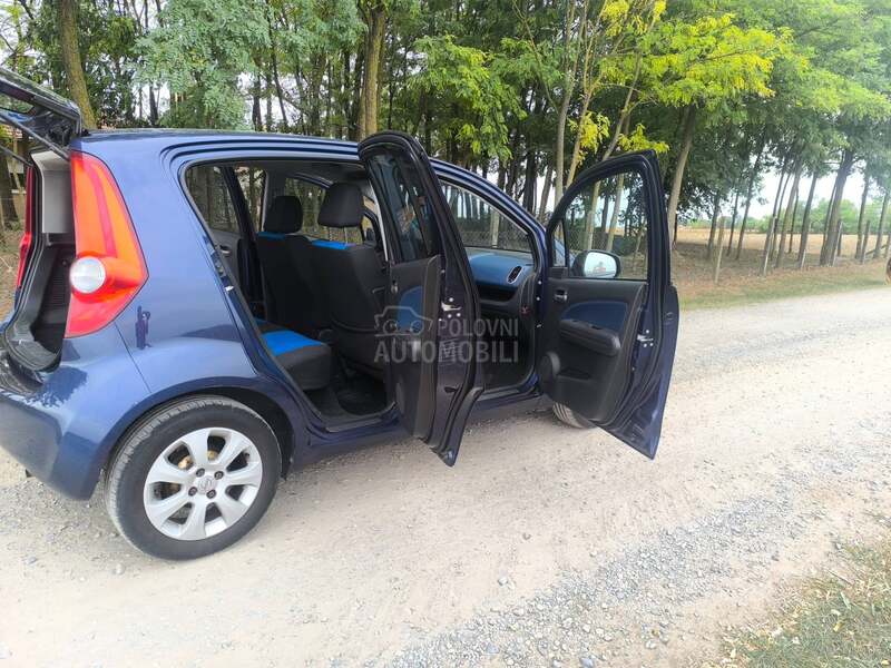 Opel Agila 1,0