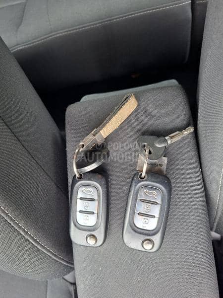 Renault Megane 1.6 ocuvan