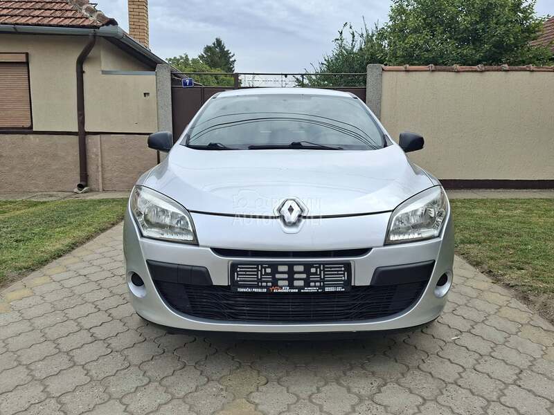 Renault Megane 1.6 ocuvan