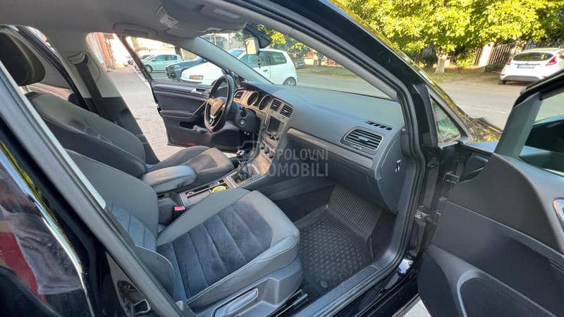Volkswagen Golf 7 1.2 tsi